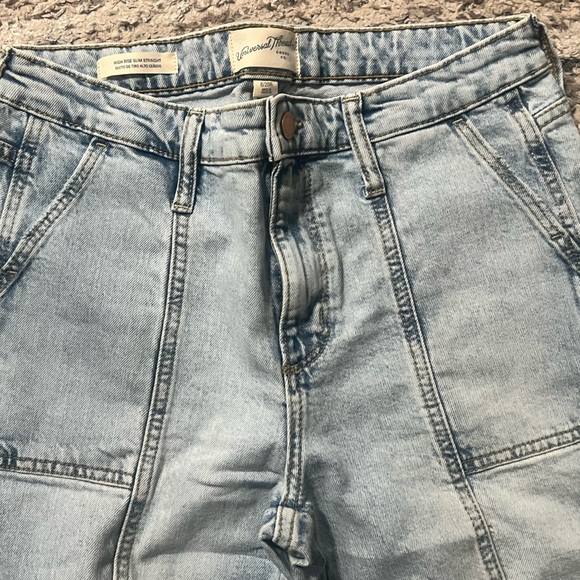 Universal Threads Jeans - Picture 4 of 8